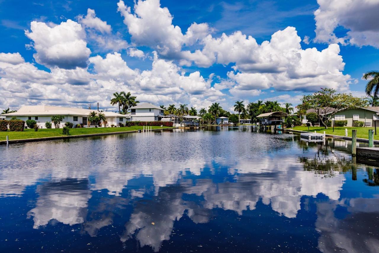 New! Dock Canal Family Home W/Pool & Gulf Access! North Fort Myers Buitenkant foto