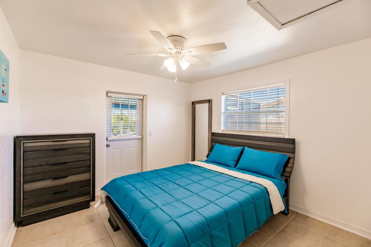 New! Dock Canal Family Home W/Pool & Gulf Access! North Fort Myers Buitenkant foto