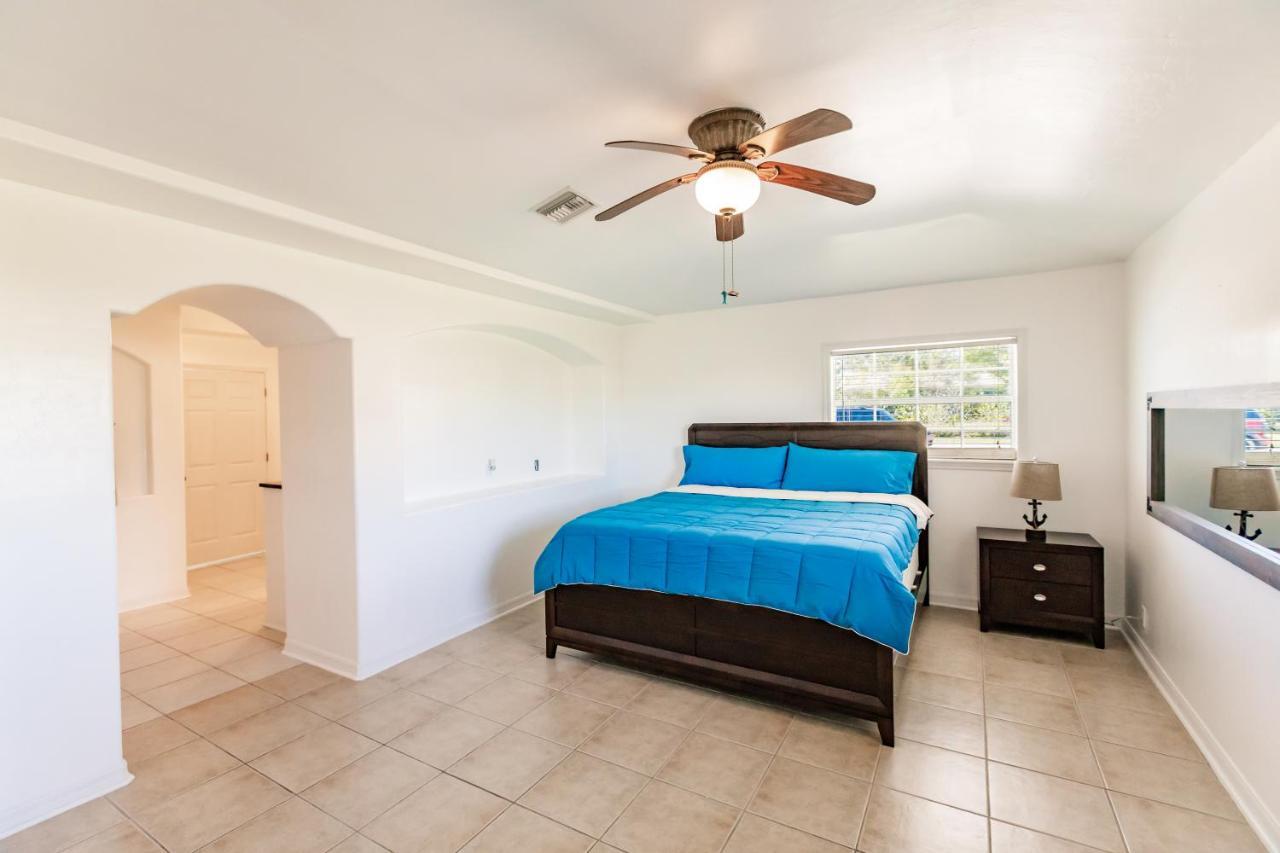 New! Dock Canal Family Home W/Pool & Gulf Access! North Fort Myers Buitenkant foto